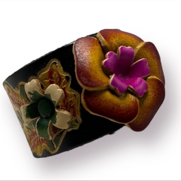 Leather Artisan Handmade Flower Women's Bracelet Fuchsia Orange - Picture 5 of 11